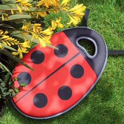 Buzzy and Dotty Children's Garden Kneeler