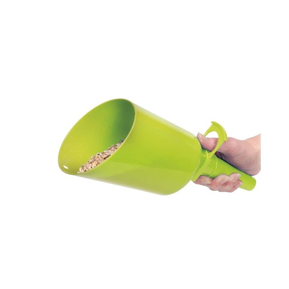 Easy Flo™ Bird Food Scoop