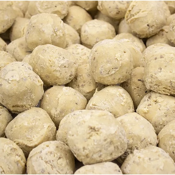 Super Suet Fat balls - with Sunflower Hearts