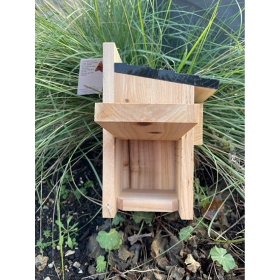 Herning Simple Cedar Nest Box 