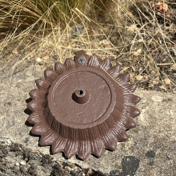 Clearance Old Iron Sunflower Feeder