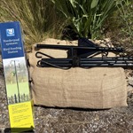 Clearance CJ Sunduro Bird Feeding Station